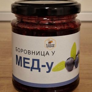 Боровница у меду